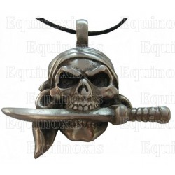 Ciondolo pirata – Cranio con coltello in bocca